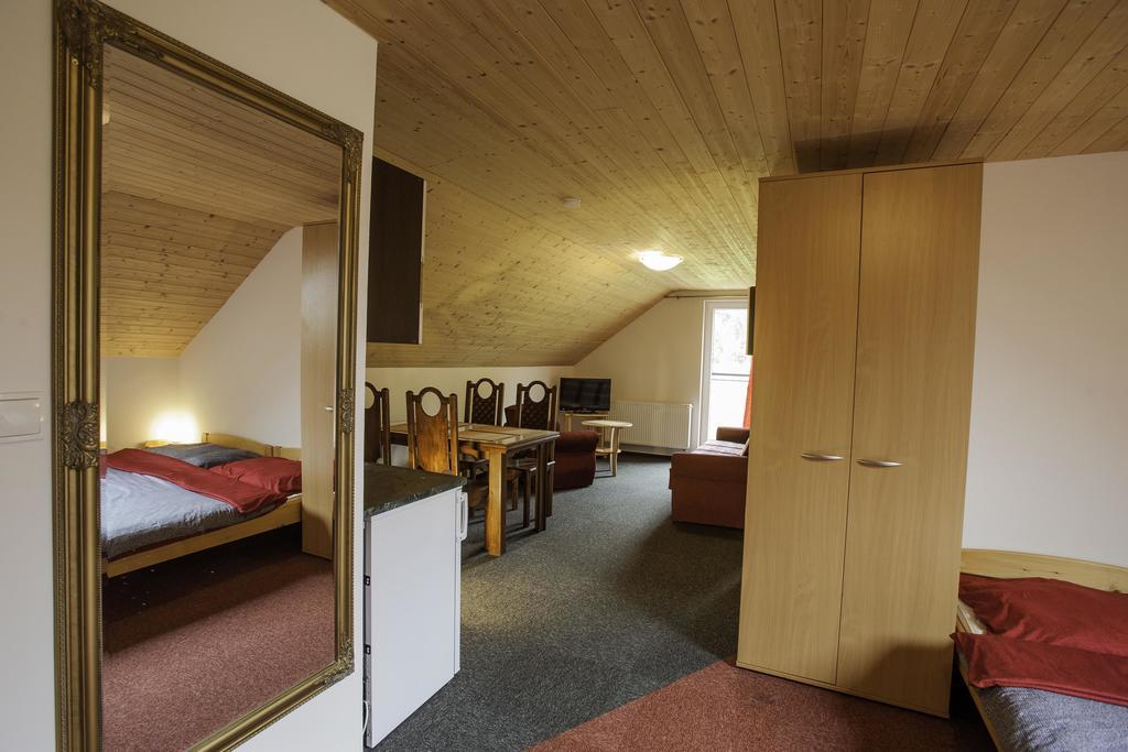 Penzion A Apartmany Skipark Hrabesice Krasne Exterior photo